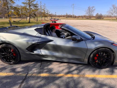 Used 2024 Chevrolet Corvette Stingray Preferred Cpe w/ Z51 Performance Package image 5