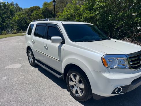 Used 2014 Honda Pilot Touring image 4