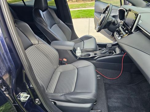 Used 2021 Toyota Corolla XSE w/ Carpet Mat Package (TMS) image 8