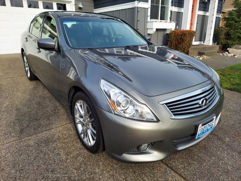 Used 2012 INFINITI G37 x Sedan w/ Premium Pkg image 6