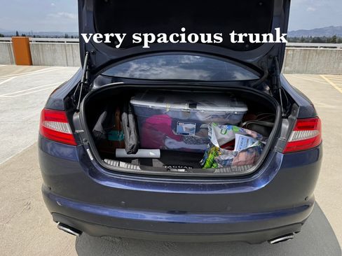 Used 2015 Jaguar XF Premium image 14