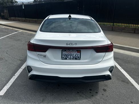 Used 2024 Kia Forte LX image 4