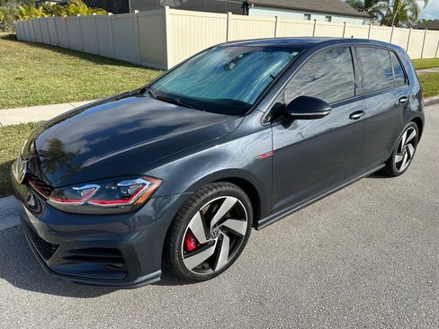 Used 2020 Volkswagen GTI SE image 2