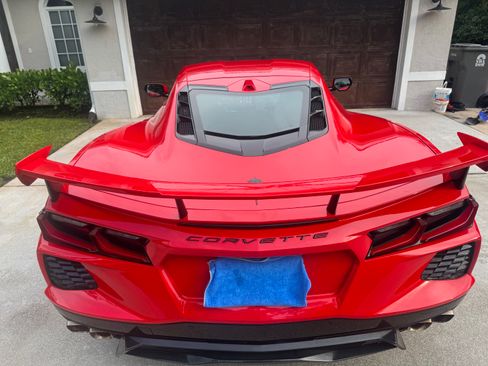 Used 2022 Chevrolet Corvette Stingray Preferred Cpe w/ Z51 Performance Package RWD image 10