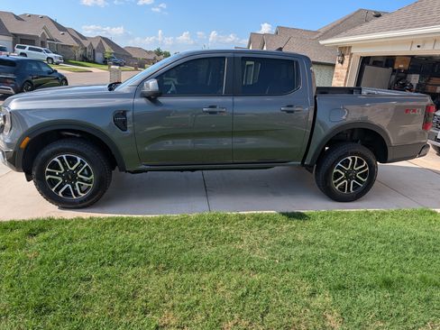 Used 2026 Ford Ranger Lariat w/ FX4 Off-Road Package AWD/4WD image 1