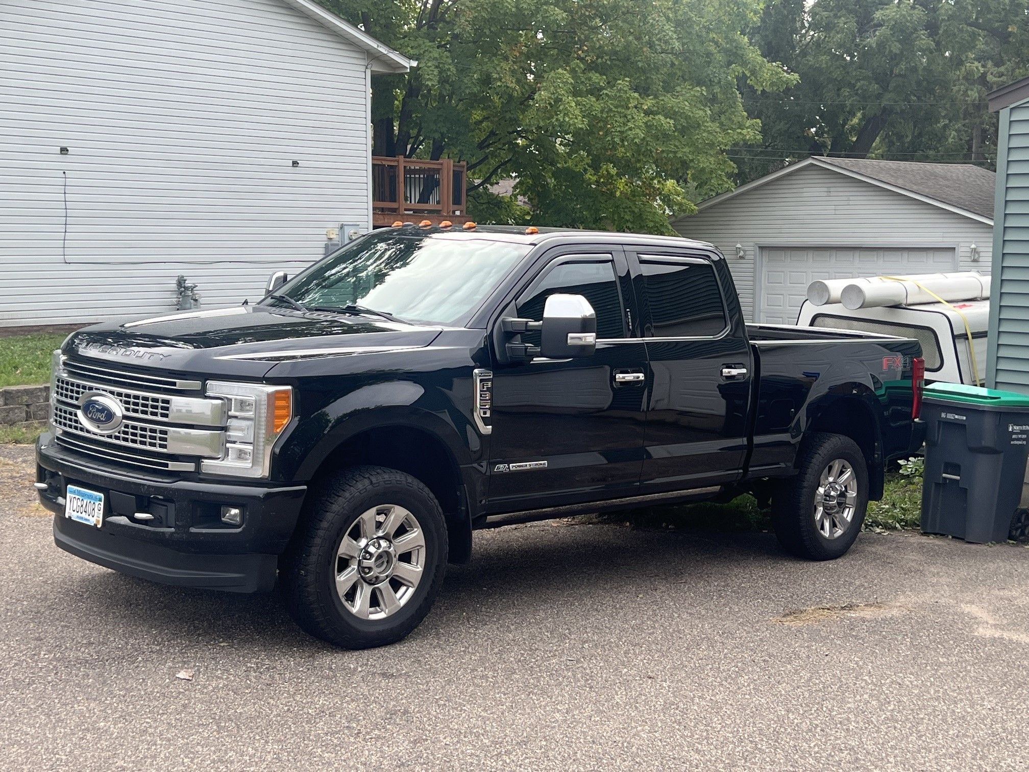 Used 2018 Ford F350 Platinum w/ Platinum Ultimate Package AWD/4WD image 1