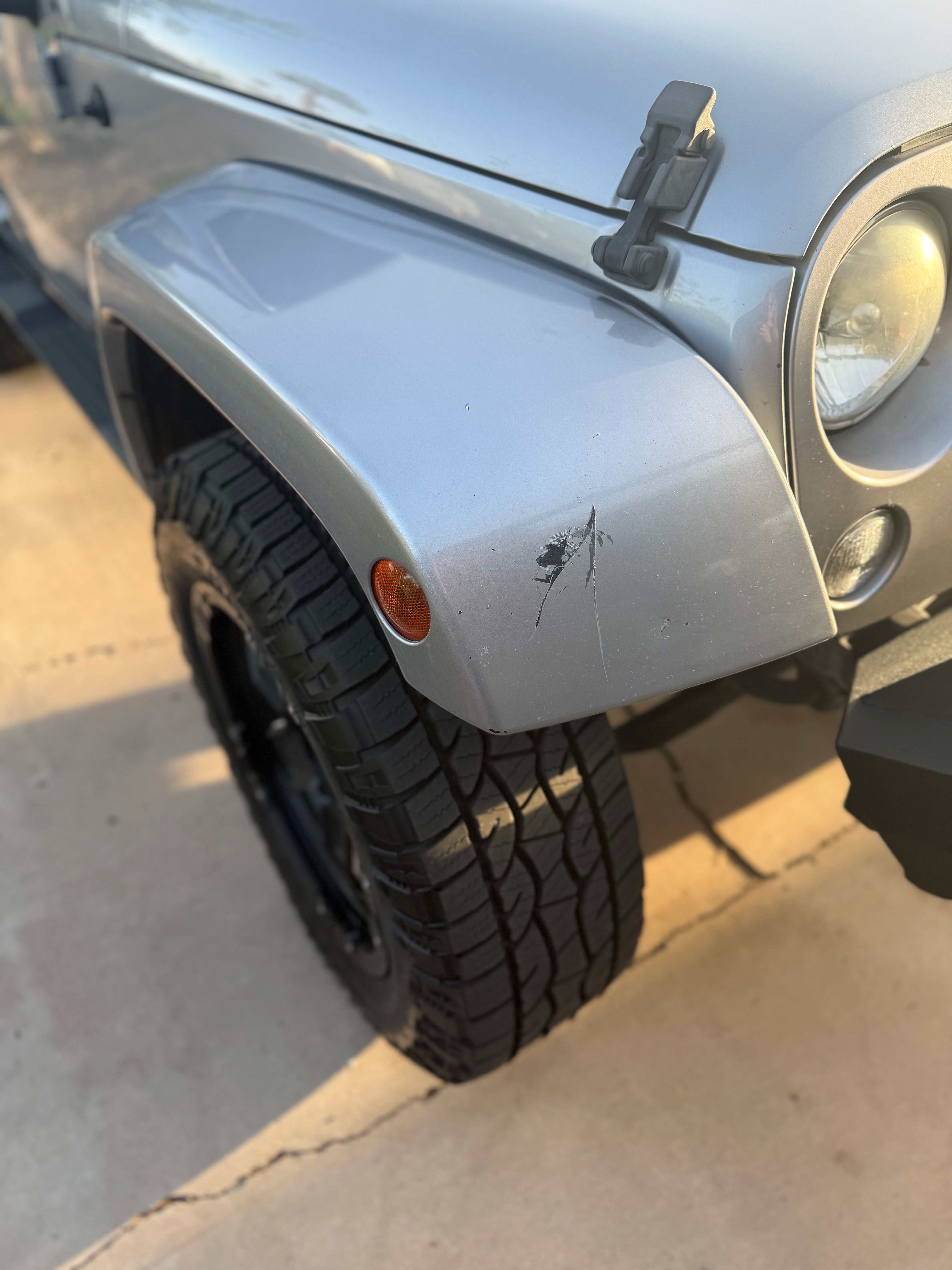 Used 2014 Jeep Wrangler Unlimited Sahara AWD/4WD image 15