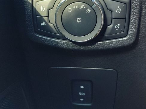 Used 2017 Ford F150 Lariat image 12