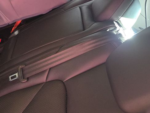 Used 2016 Porsche Cayenne AWD/4WD image 15