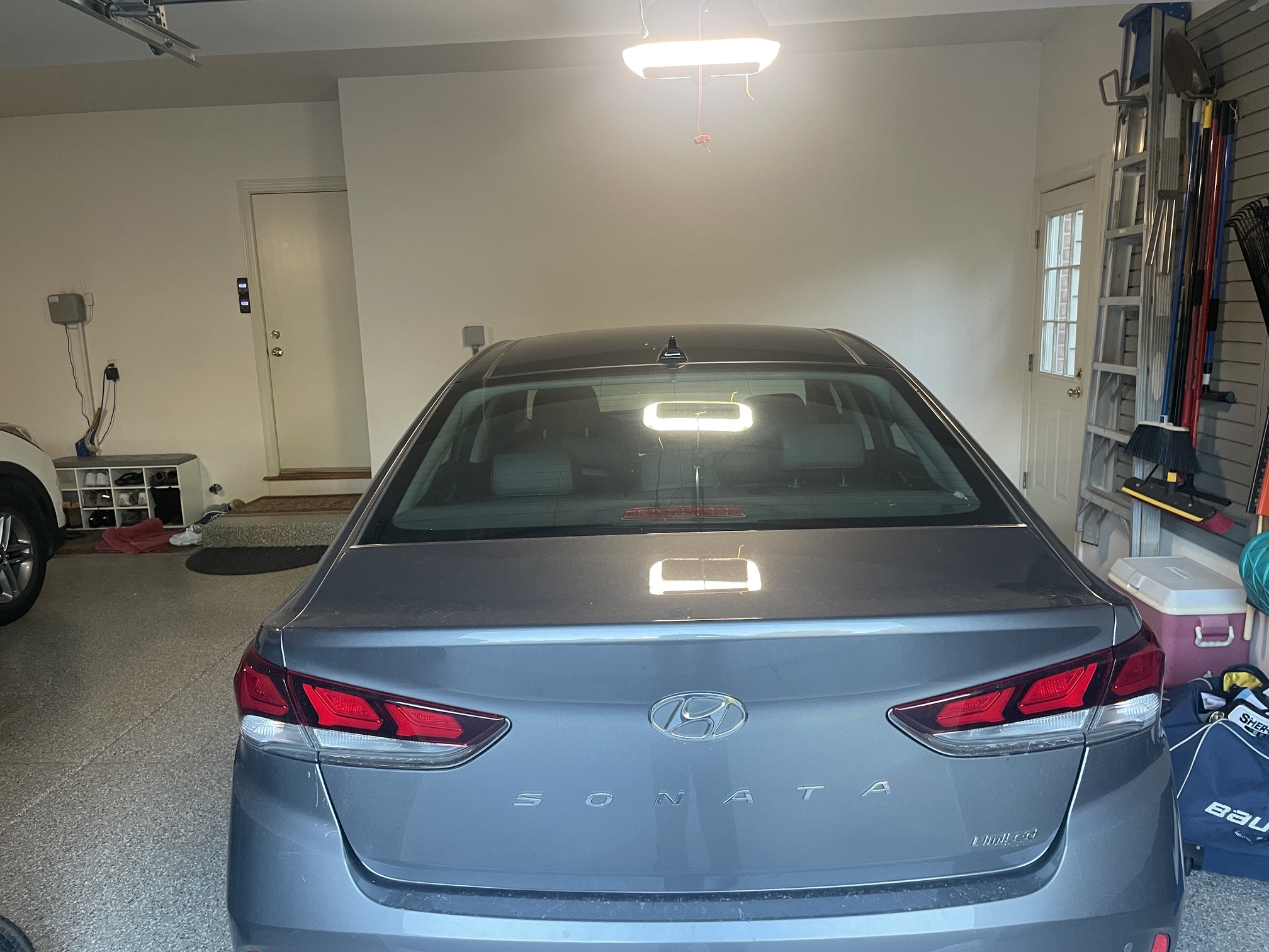 Used 2018 Hyundai Sonata Limited w/ Ultimate Package 07 FWD image 8