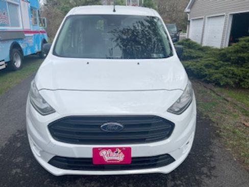 Used 2020 Ford Transit Connect XLT image 5