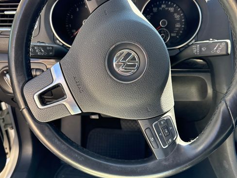 Used 2014 Volkswagen Jetta SE image 17