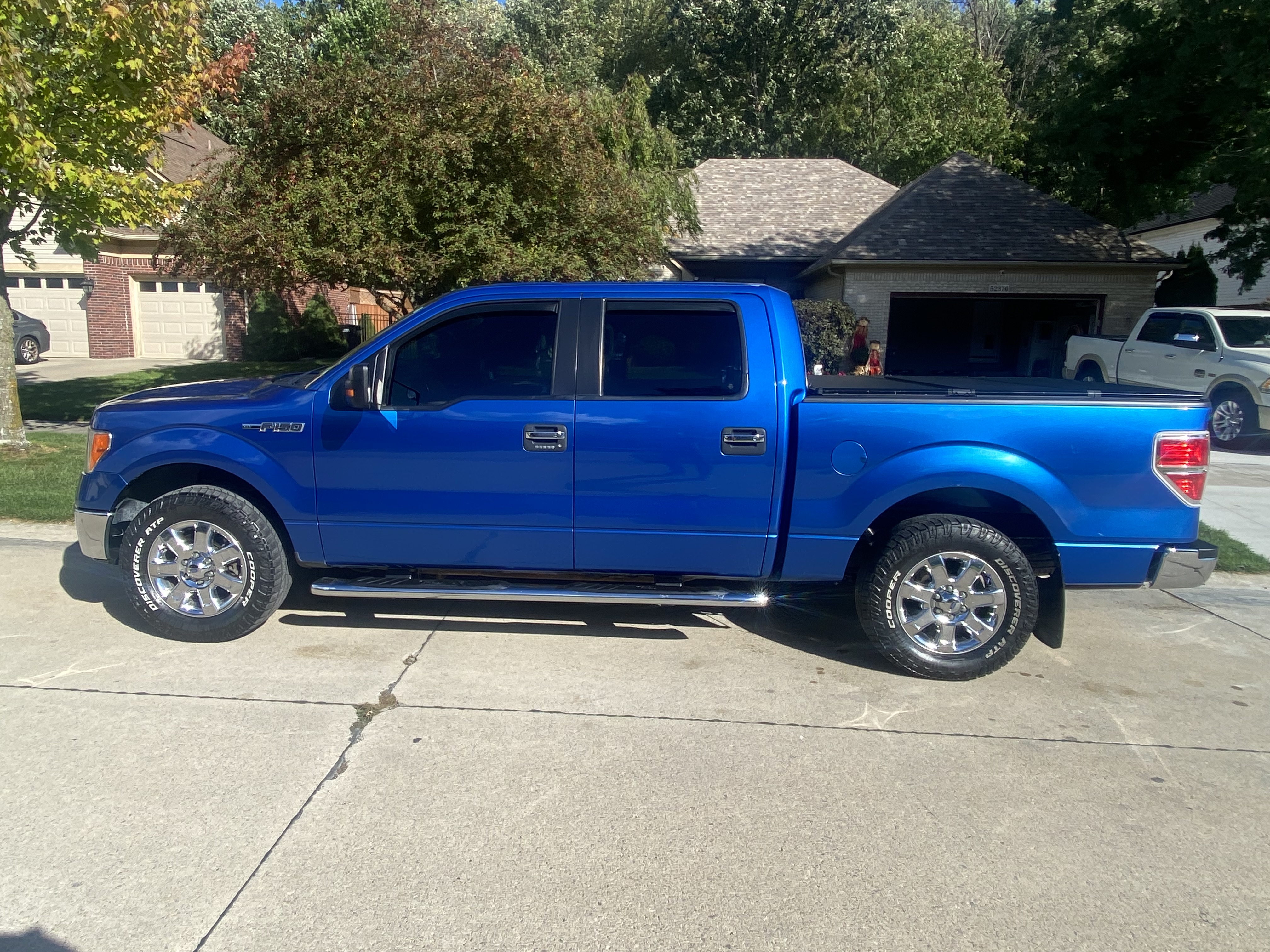 Used 2013 Ford F150 XLT w/ Luxury Equipment Group RWD image 1