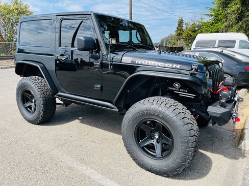 Used 2013 Jeep Wrangler Rubicon w/ PWR Convenience Group AWD/4WD image 2
