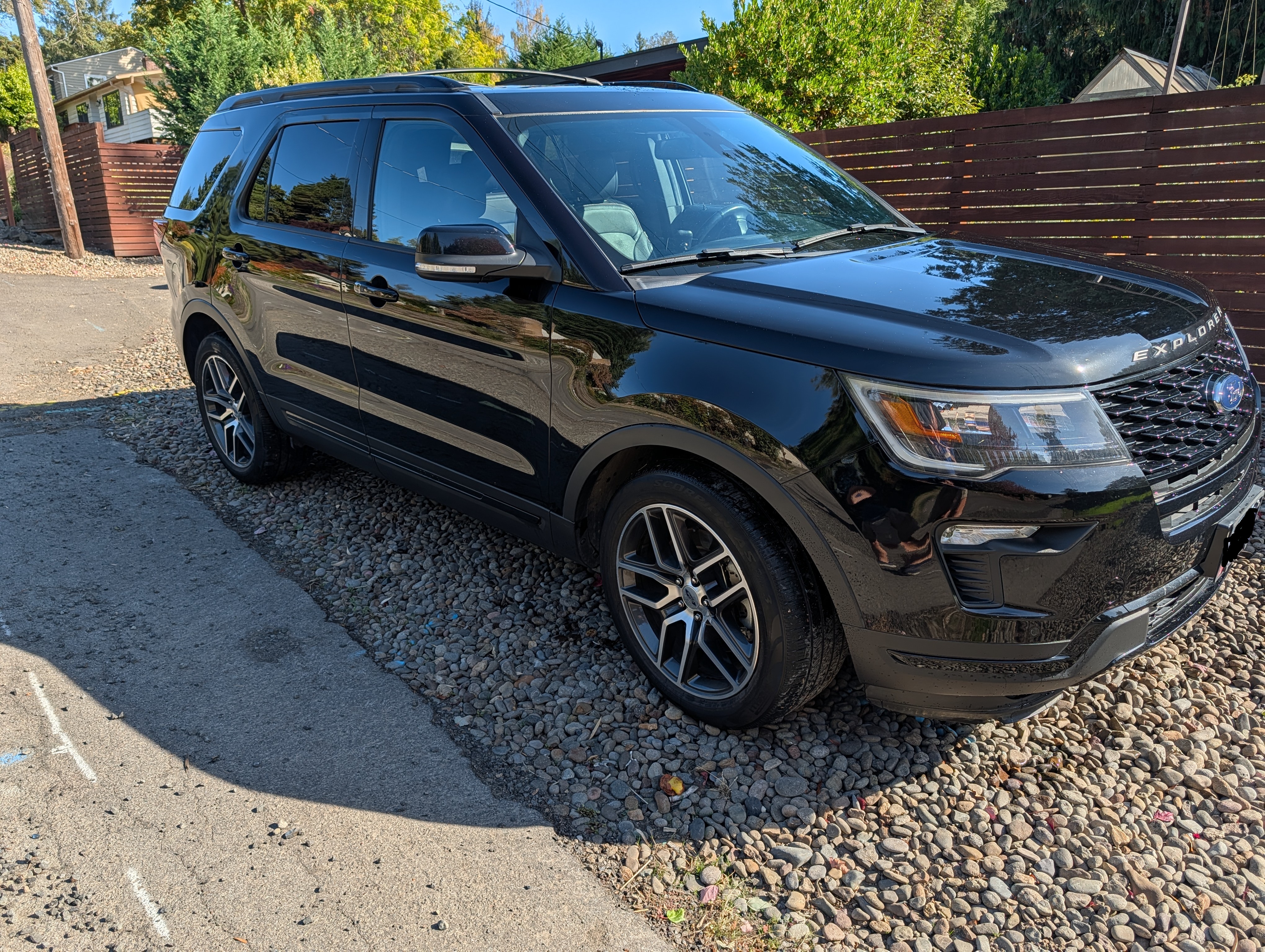 Used 2018 Ford Explorer Sport w/ Equipment Group 401A AWD/4WD image 8