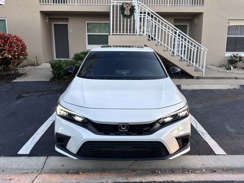 Used 2024 Honda Civic Si image 2