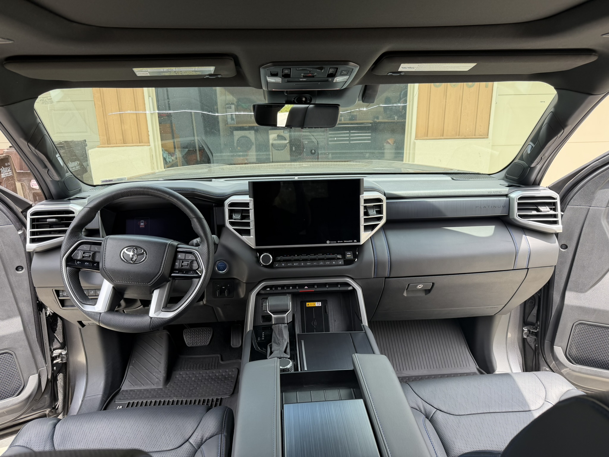 Used 2024 Toyota Sequoia Platinum AWD/4WD image 2