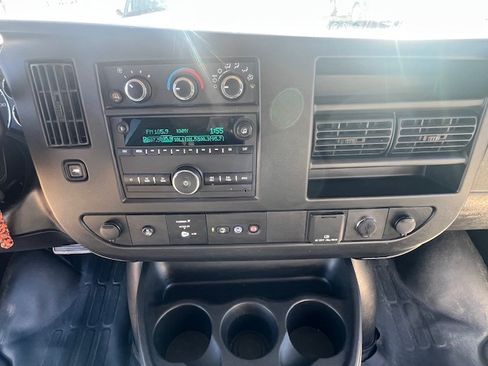 Used 2022 Chevrolet Express 3500 LS image 2