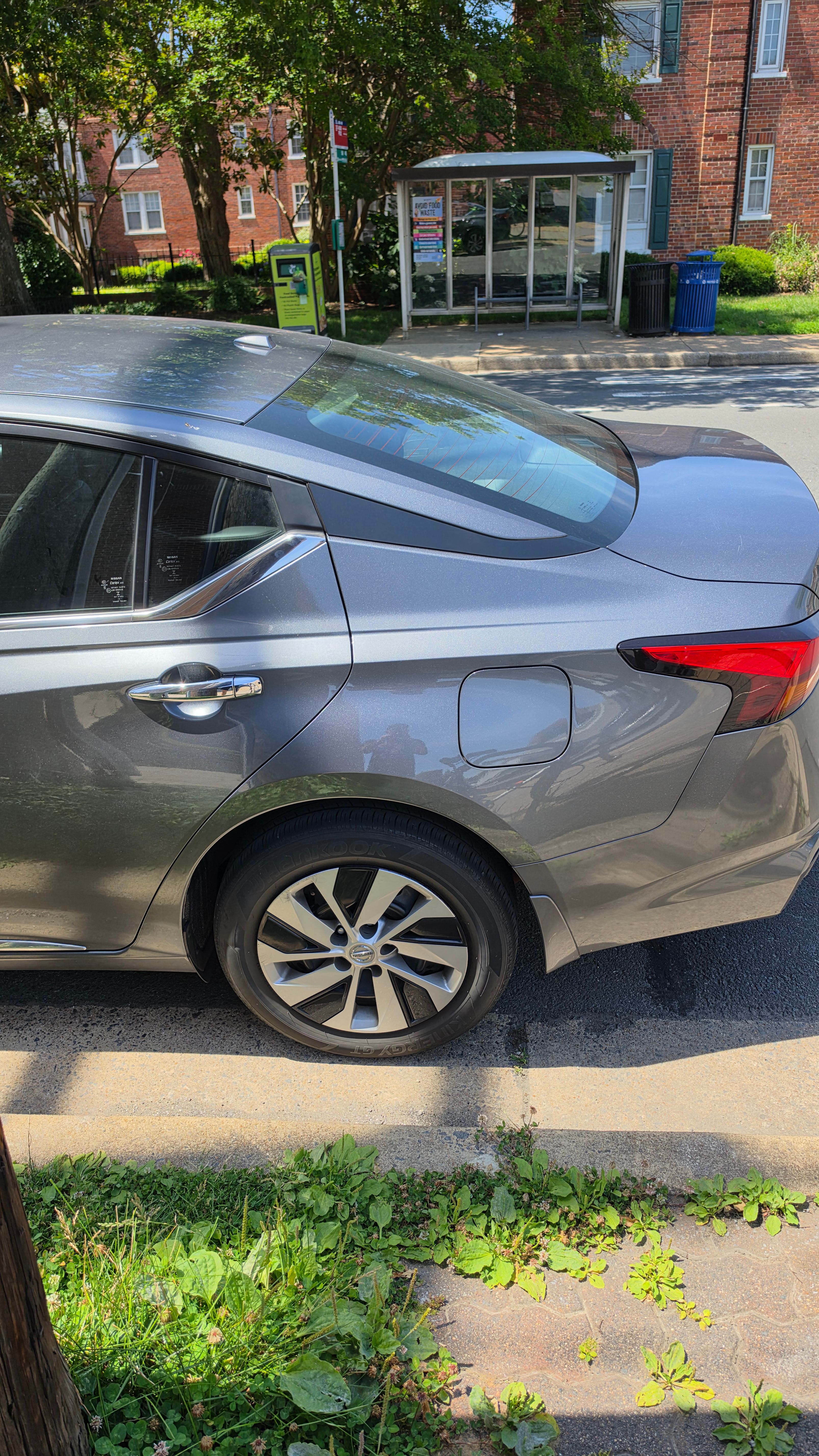 Used 2020 Nissan Altima 2.5 S AWD/4WD image 9