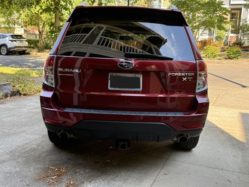 Used 2013 Subaru Forester 2.5XT Touring AWD/4WD image 4