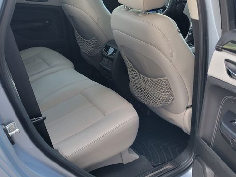 Used 2014 Cadillac SRX Premium image 11