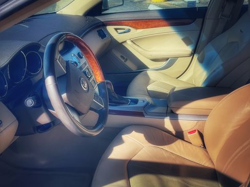 Used 2011 Cadillac CTS Luxury image 15