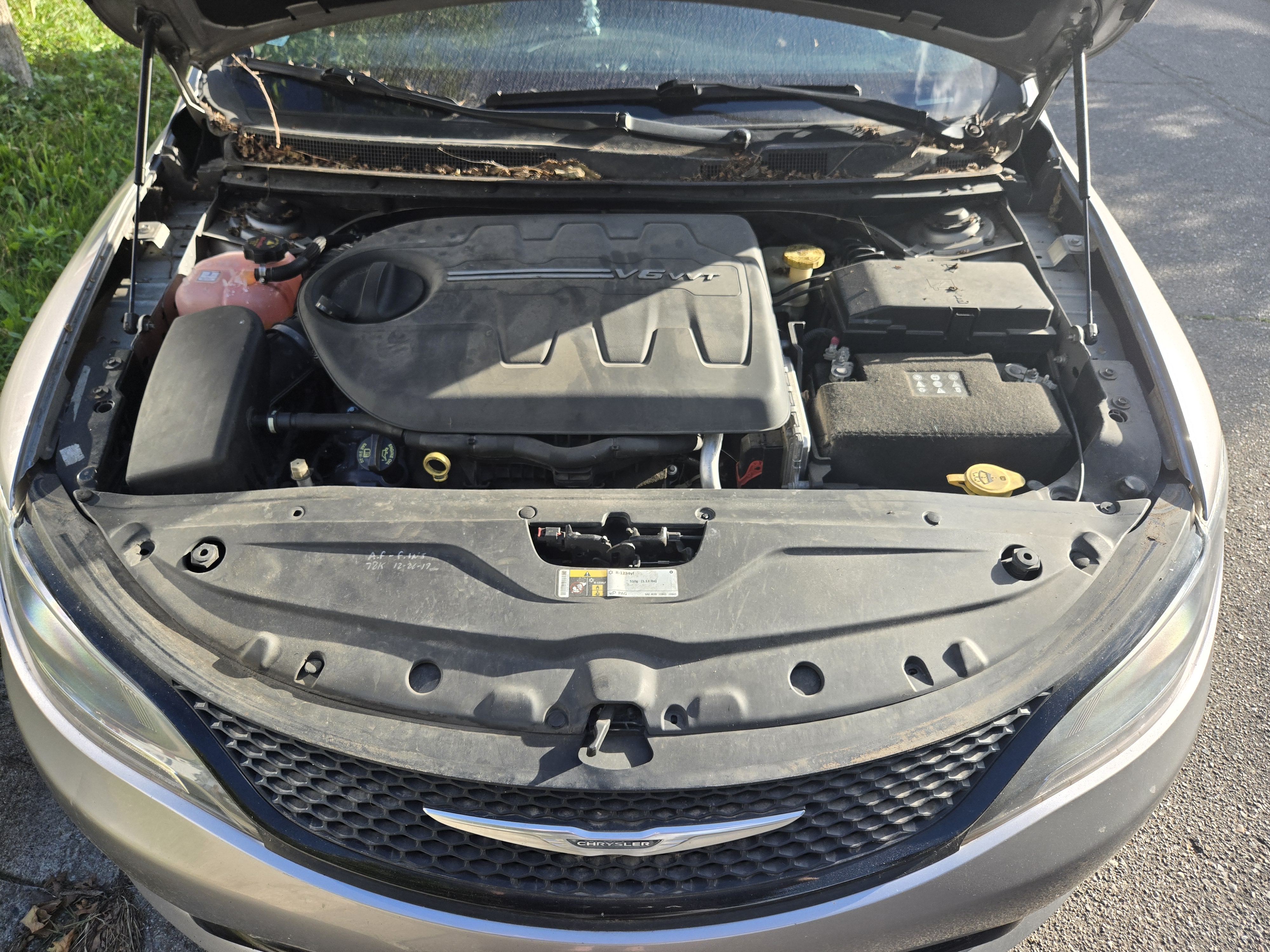 Used 2015 Chrysler 200 S w/ Navigation & Sound Group I AWD/4WD image 15
