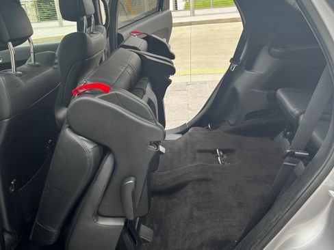 Used 2018 Dodge Durango SXT w/ Quick Order Package 2BB AWD/4WD image 18