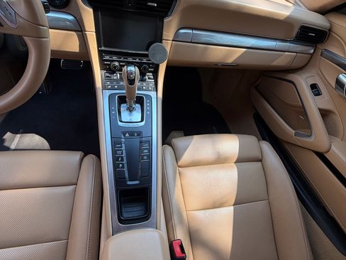 Used 2013 Porsche 911 Carrera S image 21