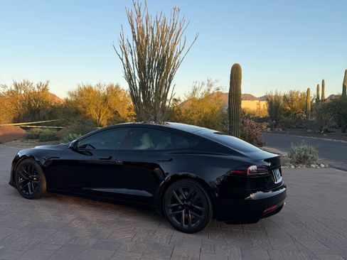 Used 2022 Tesla Model S Standard Range image 8