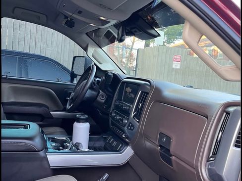 Used 2016 Chevrolet Silverado 2500 LTZ w/ Duramax Plus Package image 17