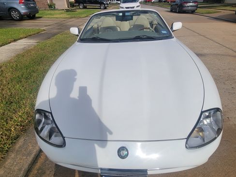Used 2000 Jaguar XK8 Convertible image 5