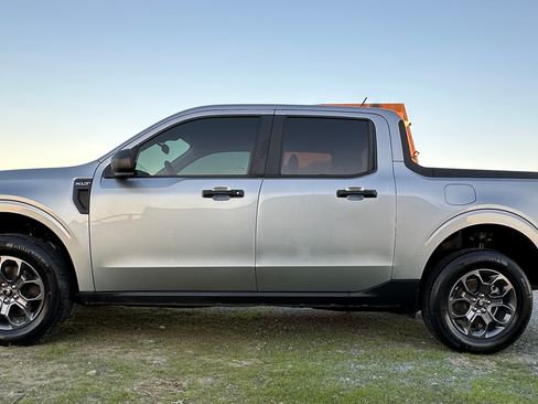 Used 2024 Ford Maverick XLT image 1