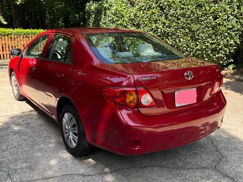 Used 2010 Toyota Corolla LE w/ LE EVP Pkg #1 FWD image 6