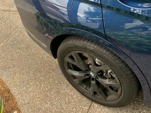 Used 2020 BMW X7 xDrive40i w/ Premium Package AWD/4WD image 9