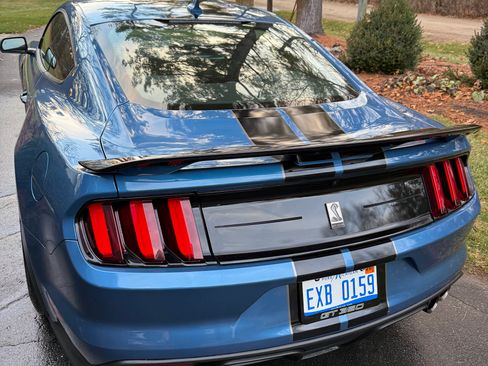 Used 2020 Ford Mustang Shelby GT350 w/ Technology Package image 2