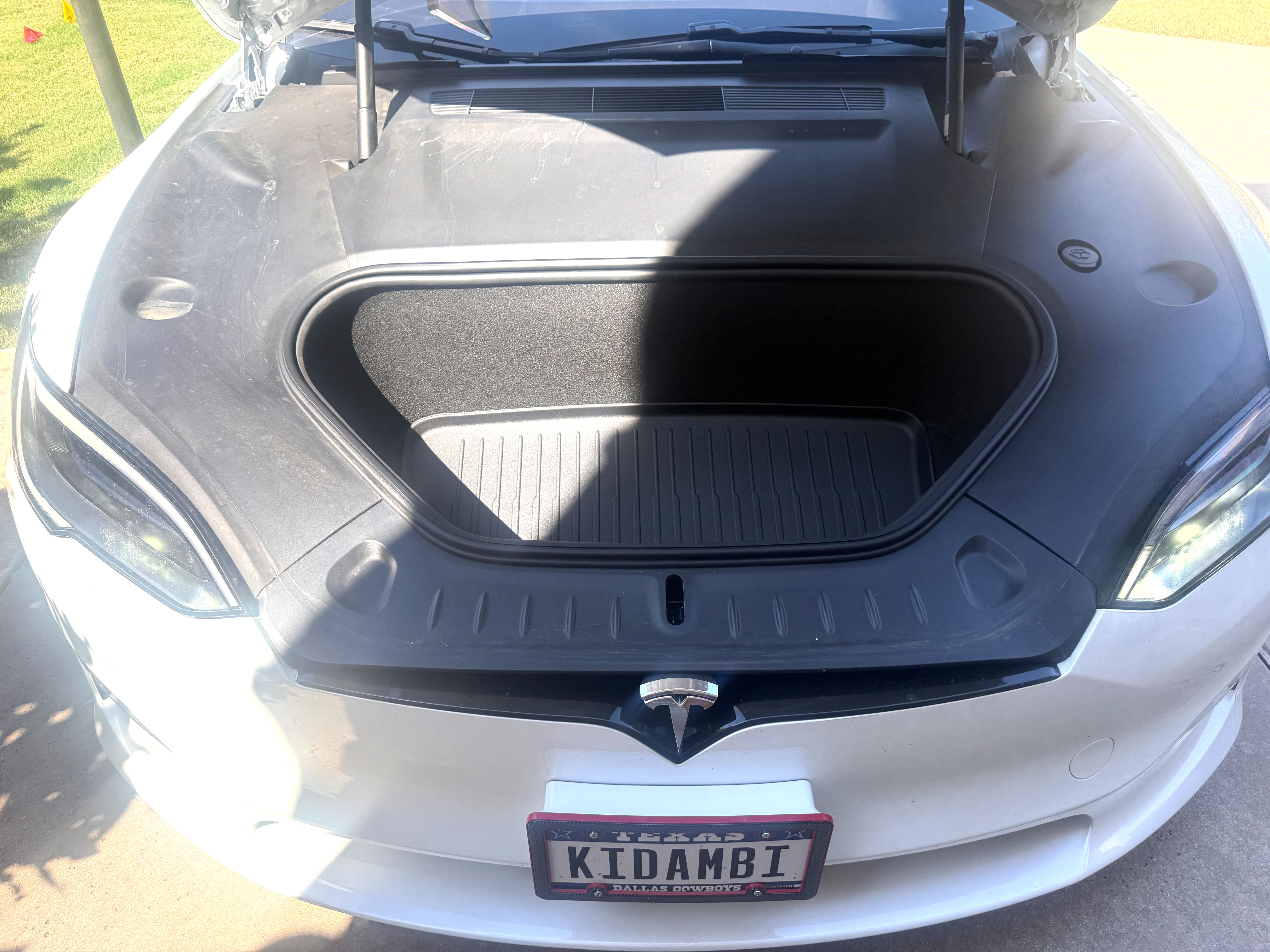 Used 2024 Tesla Model S Plaid AWD/4WD image 2