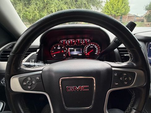 Used 2016 GMC Yukon SLE w/ Convenience Package RWD image 12