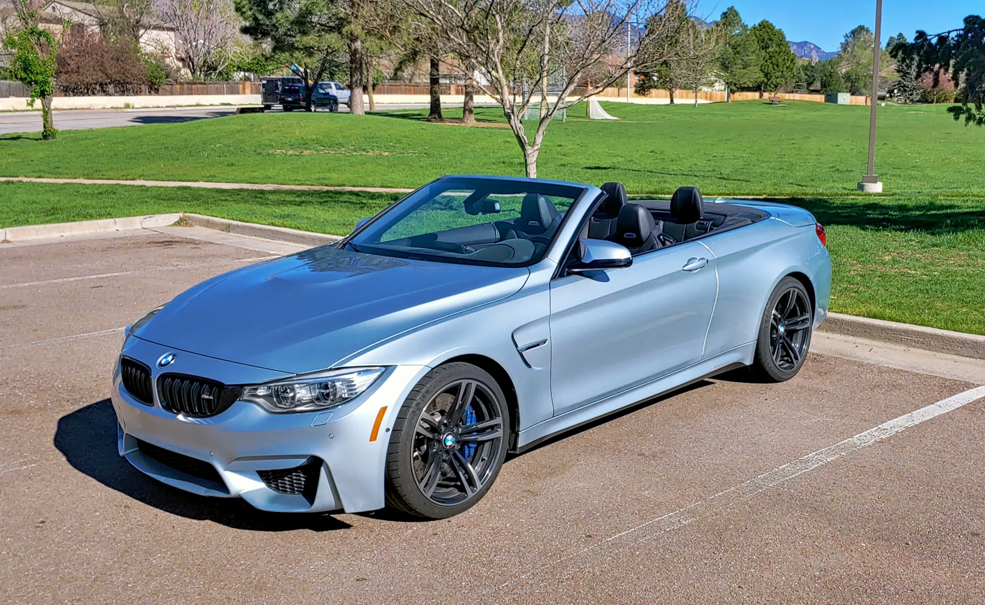 Used 2015 BMW M4 Convertible RWD image 1