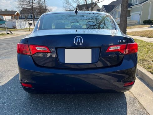 Used 2013 Acura ILX image 2