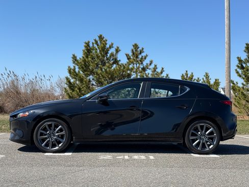 Used 2020 MAZDA MAZDA3 AWD Hatchback image 9
