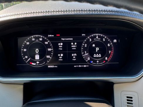Used 2019 Land Rover Range Rover HSE image 9