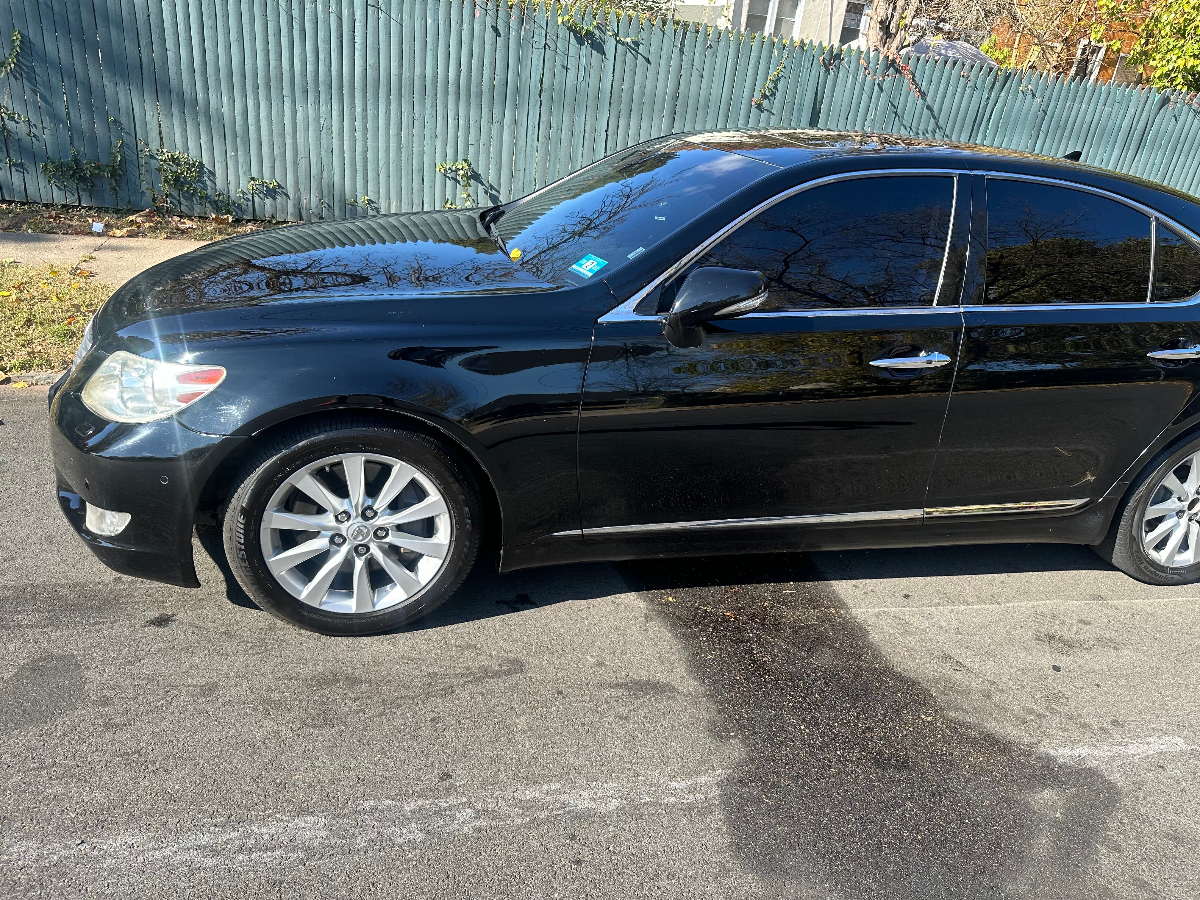 Used 2011 Lexus LS 460 AWD w/ Luxury Value Edition image 14