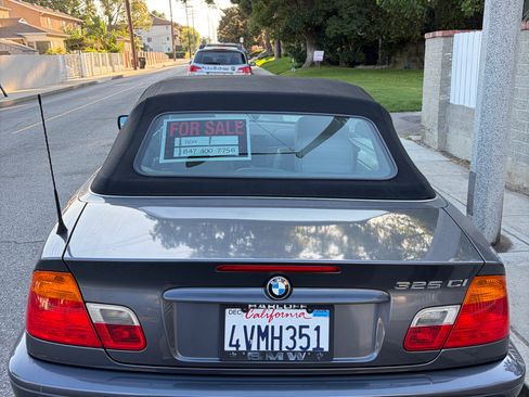 Used 2002 BMW 325Ci Convertible RWD image 4