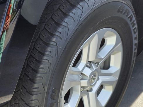 Used 2020 Toyota 4Runner SR5 RWD image 10