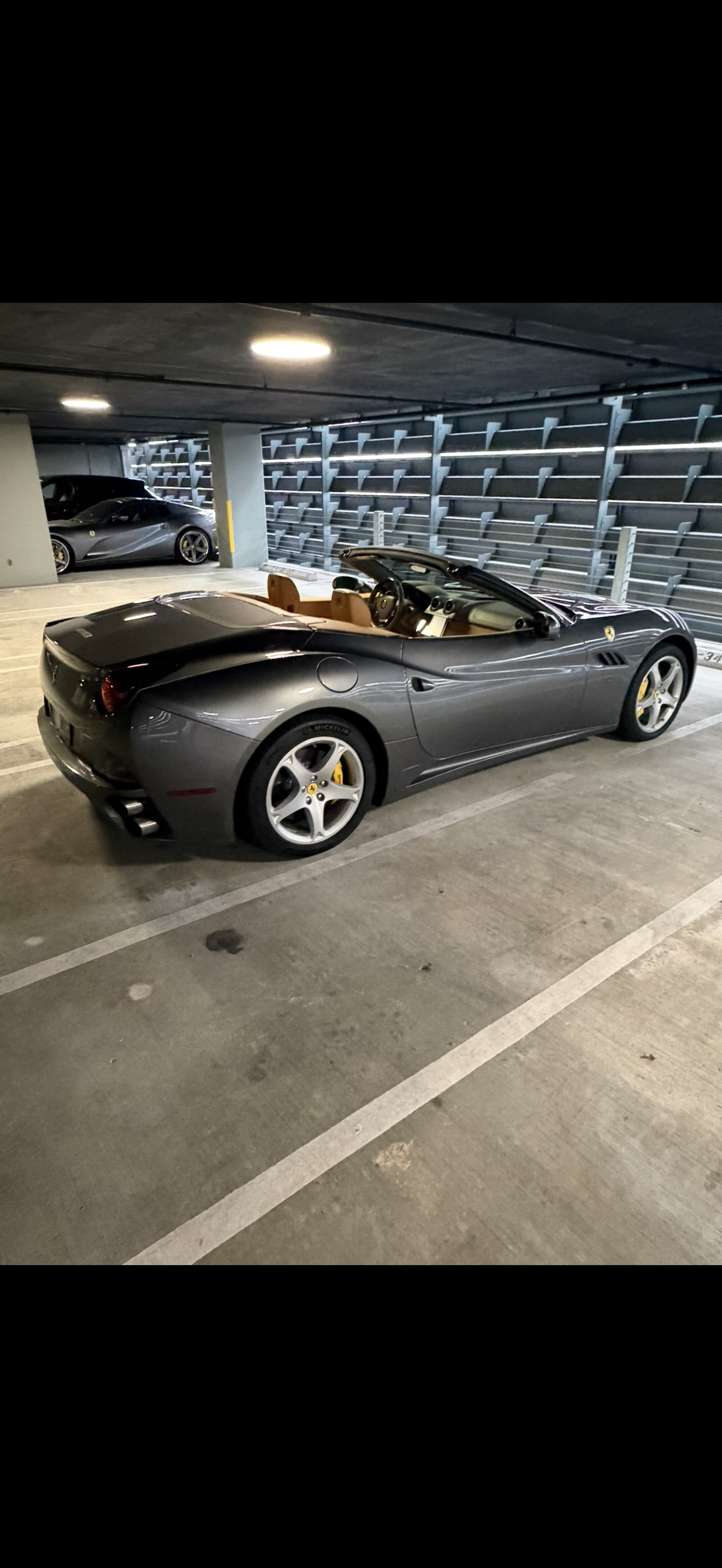Used 2012 Ferrari California RWD image 8