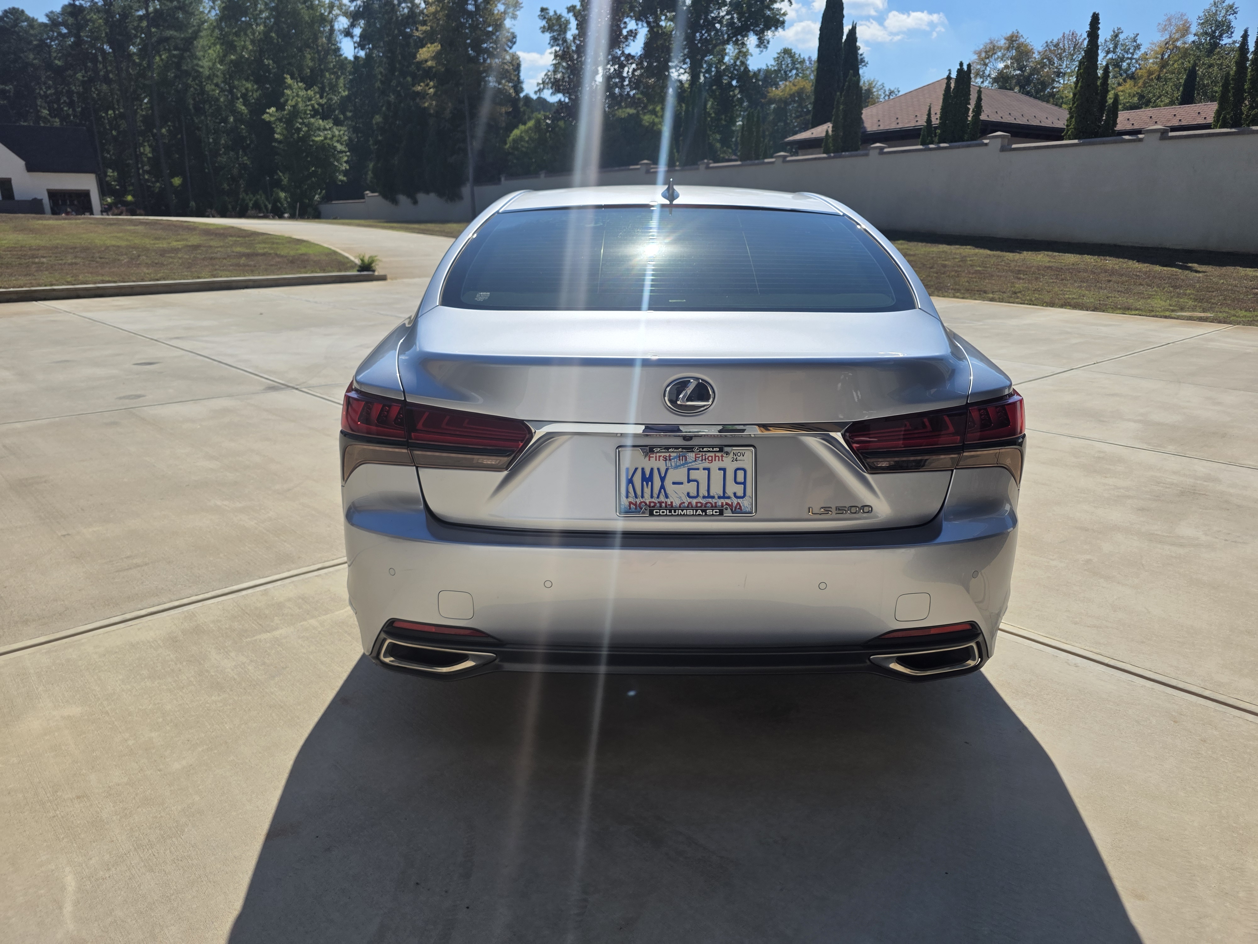 Used 2021 Lexus LS 500 w/ Interior Upgrade Package RWD image 8