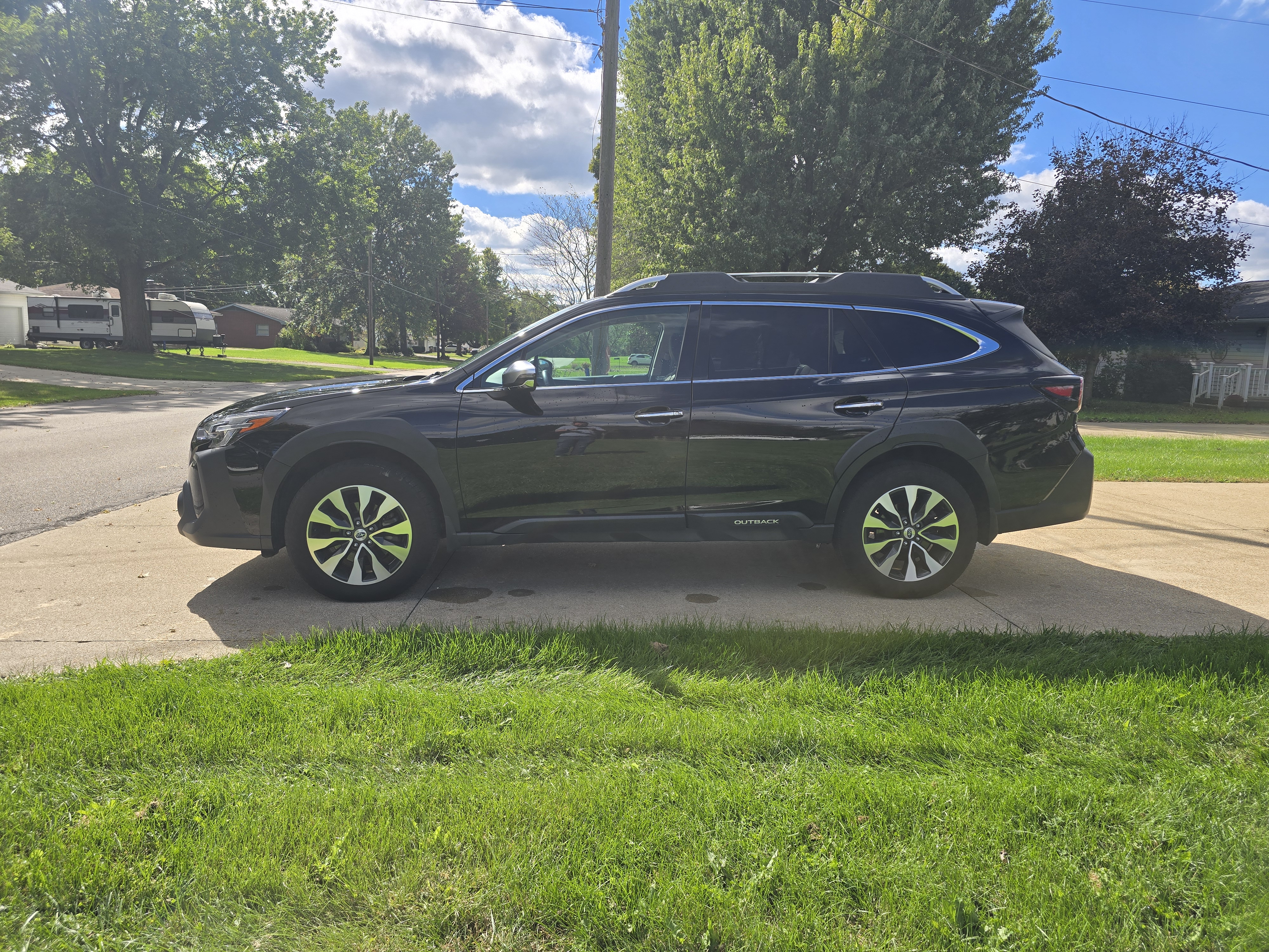 Used 2024 Subaru Outback Touring XT AWD/4WD image 4