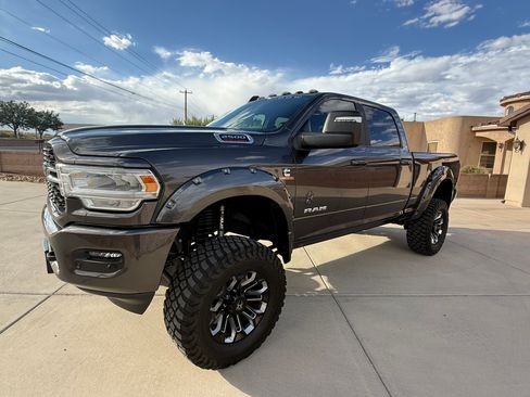 Used 2024 RAM 2500 Big Horn w/ Level 2 Equipment Group AWD/4WD image 4