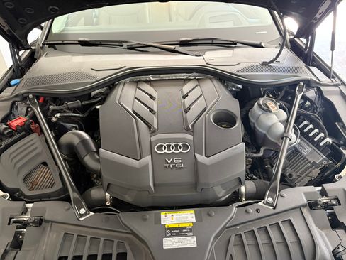 Used 2022 Audi A8 L 3.0T image 9